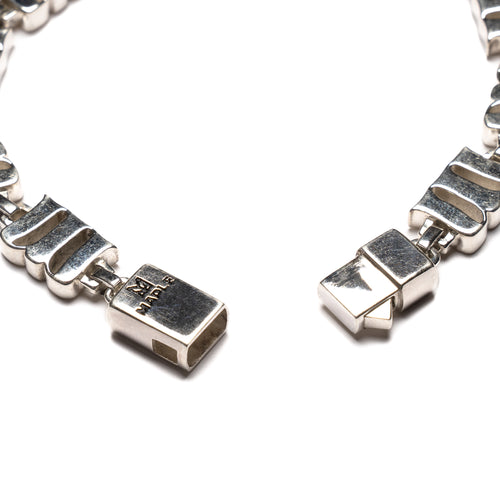 MAPLE Charm Bracelet Silver 925 clasp and bracelet closeup
