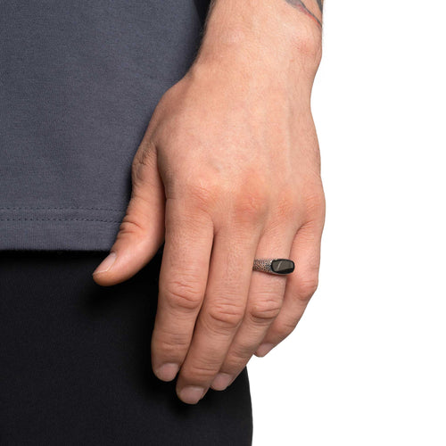 MAPLE Nugget Ring Slim Silver 925 on finger view