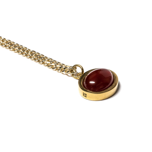 MAPLE Tubby Chain 14K Gold/Red Garnet pendant closeup