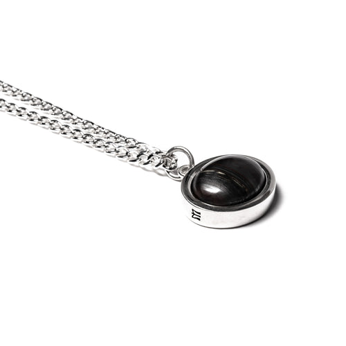 MAPLE Tubby Chain Silver 925/Onyx pendant closeup