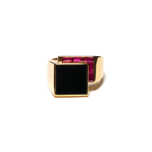 MAPLE Barrington Signet Ring 14K Gold Onyx & Red Topaz stone front view