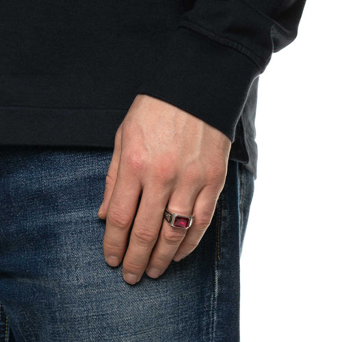 MAPLE Midnight Ring Slim Silver 925/Red Ruby on finger view