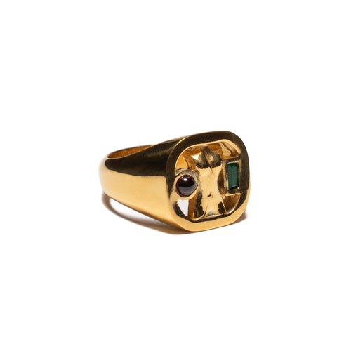 MAPLE Woman Signet Ring 14K Gold Amethyst and Sapphire Stones side view