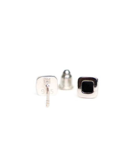 Sylvester Stud Earrings (Silver 925/Black Resin)
