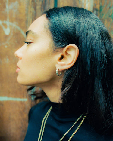 Side & close up view of Anissa wearing MAPLE earrings Silver 925