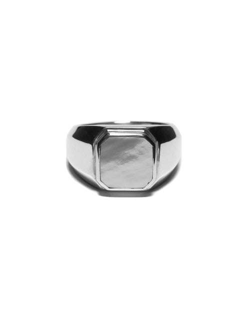 MAPLE Duppy Signet Ring Silver 925 Mother of Pearl stone front view