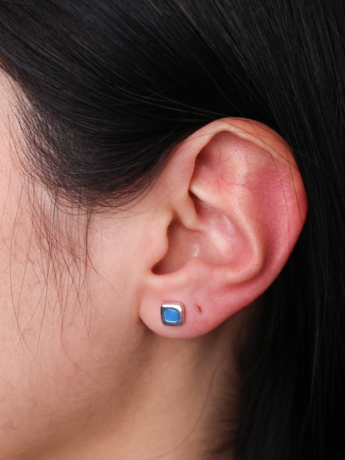 MAPLE Sylvester Stud Earrings in Silver 925 & Turquoise Resin worn on ear